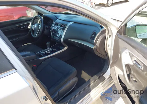 2015 Nissan Altima 2.5 S from USA, damaged, VIN 1N4AL3AP4FC477312